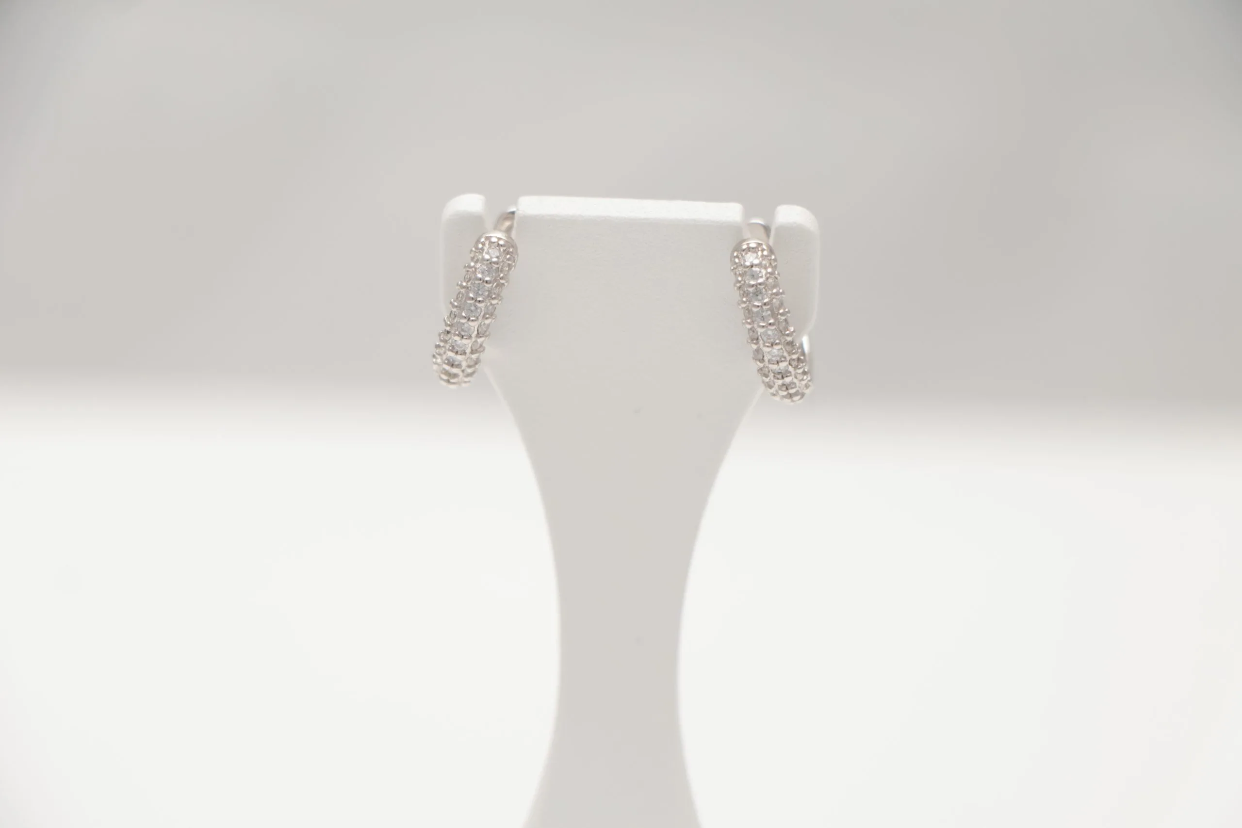 Sparkle and Shine: Sterling Silver Hoop Earrings with Cubic Zirconia Accents - A Must-Have for Every Jewelry Collection!