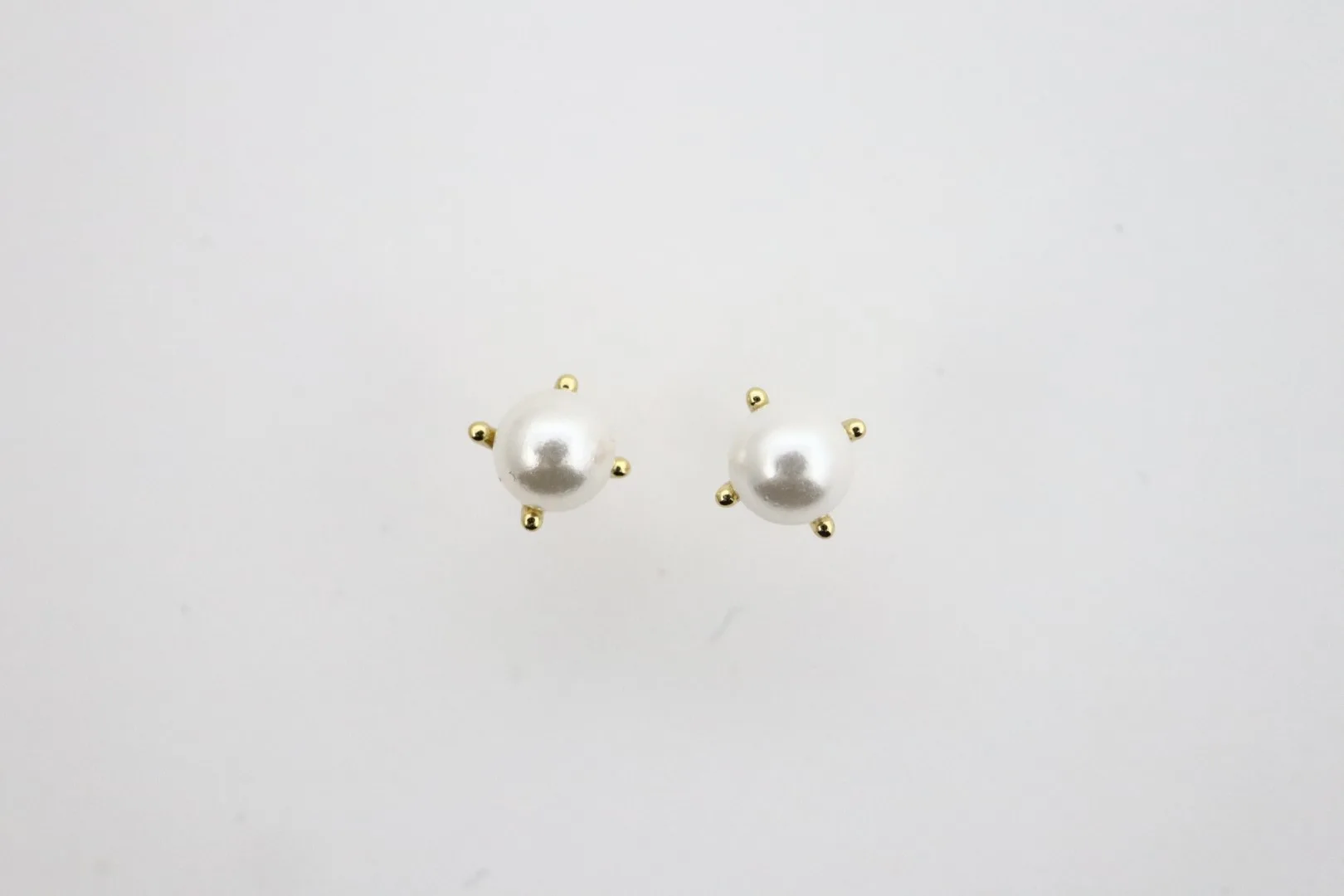 Elegant Cultured Pearl Stud Earrings - Gold Plated 92.5 Sterling Silver - Premium Quality Jewelry